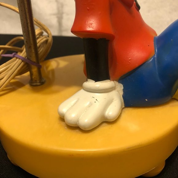 Disney Mickey Mouse Vintage Table Lamp (18 Mickey mouse lamp